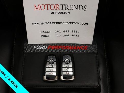 Used 2022 Ford Mustang Shelby GT500 w/ Carbon Fiber Track Pack image 50