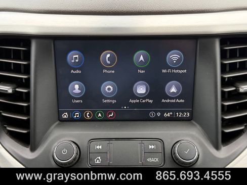 Used 2021 GMC Acadia SLT AWD/4WD image 29