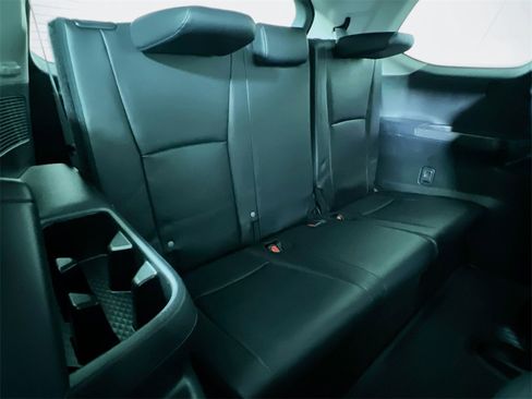 Certified 2024 Toyota Grand Highlander XLE image 24