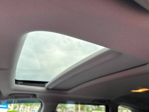 Used 2021 Honda CR-V Touring image 17