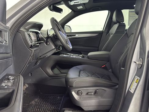 New 2026 Volkswagen Atlas Cross Sport SE AWD/4WD image 5