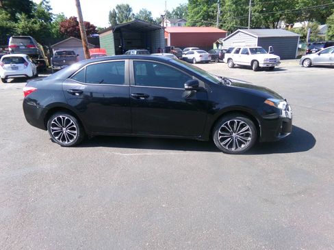 Used 2015 Toyota Corolla S w/ Driver Convenience Package FWD image 3