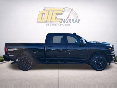 New 2026 RAM 2500 Laramie AWD/4WD image 4
