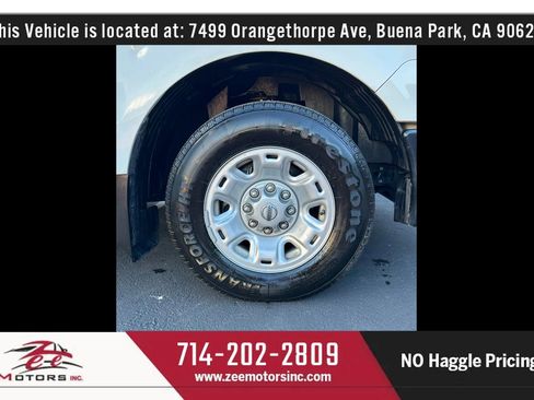 Used 2021 Nissan NV 2500 SV image 38