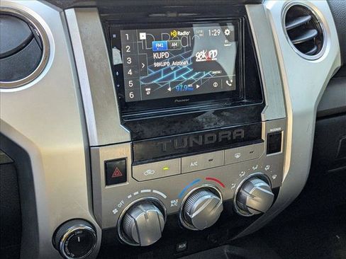 Used 2017 Toyota Tundra SR5 image 13