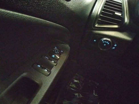 Used 2020 Ford EcoSport SE image 22