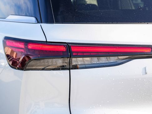 New 2026 INFINITI QX60 Luxe w/ Cargo Package image 9