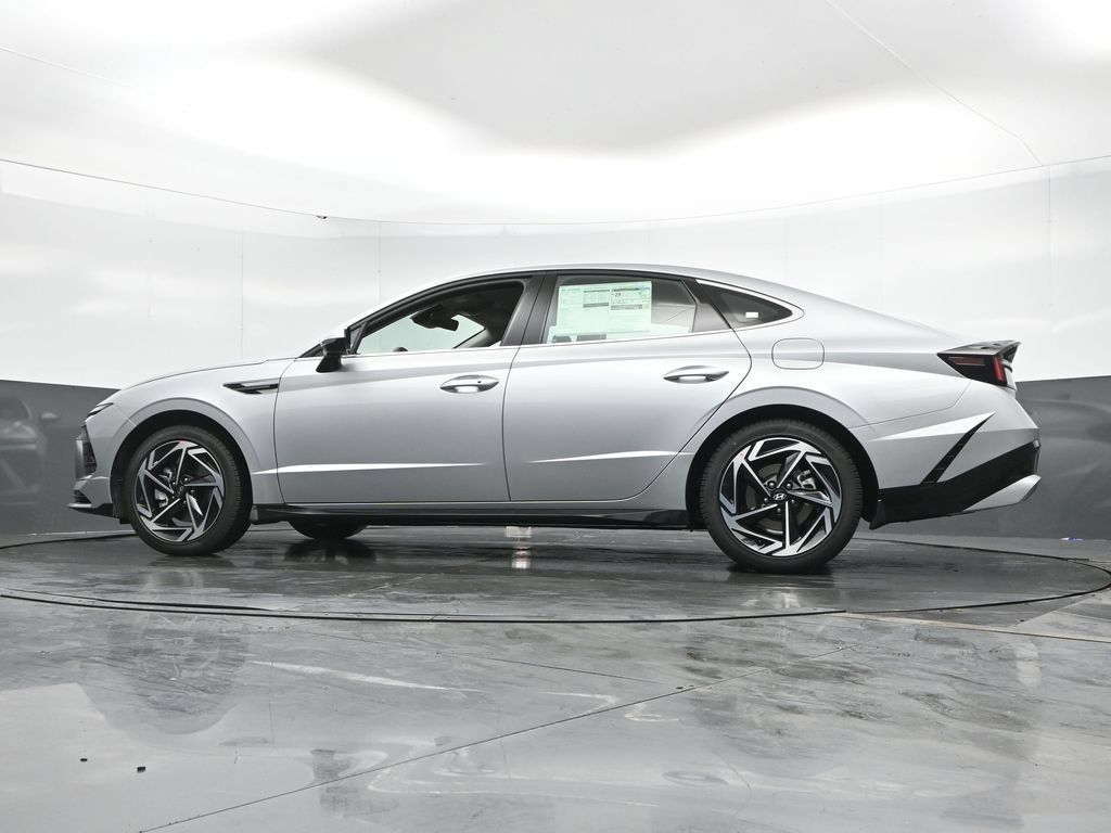 New 2026 Hyundai Sonata SEL FWD image 48