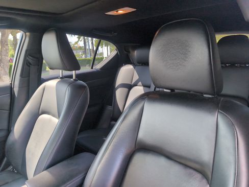 Used 2015 Lexus CT 200h w/ Navigation Package FWD image 37
