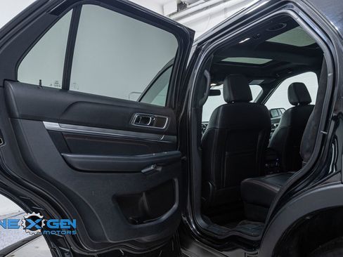 Used 2018 Ford Explorer Sport w/ Equipment Group 401A image 22
