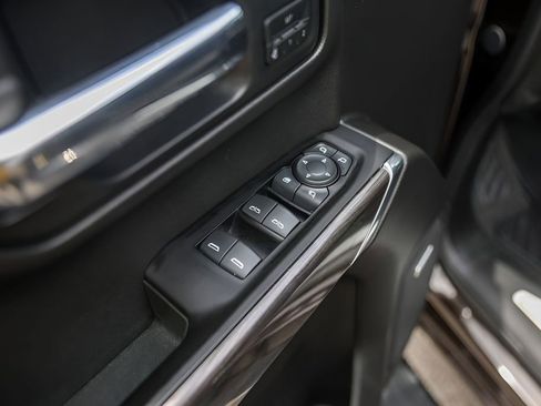 Used 2019 Chevrolet Silverado 1500 LTZ w/ LTZ Texas Edition RWD image 27