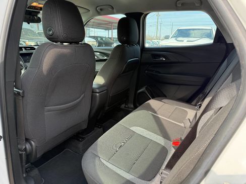 Used 2023 Chevrolet TrailBlazer LS image 7