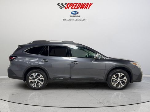 Used 2020 Subaru Outback Touring image 11