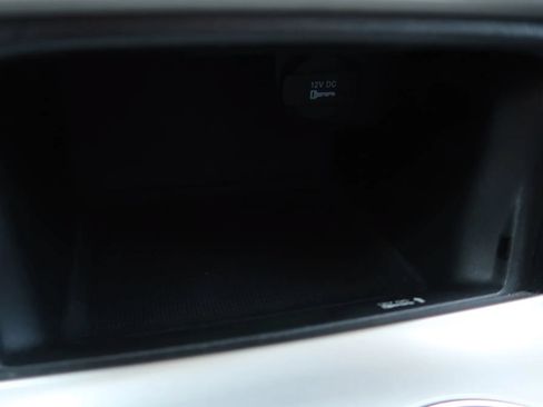 Used 2012 Jeep Grand Cherokee Laredo w/ Laredo E Group AWD/4WD image 40
