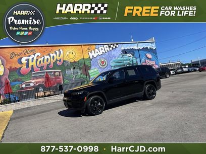 Used 2023 Jeep Grand Cherokee L Laredo