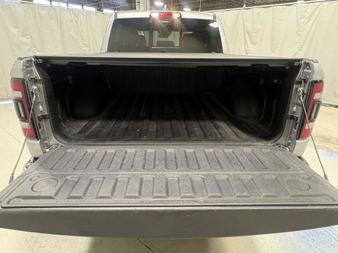 Used 2020 RAM 1500 Laramie AWD/4WD image 19