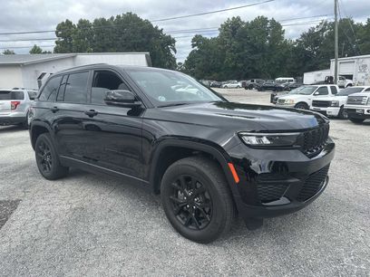 Used 2024 Jeep Grand Cherokee Altitude