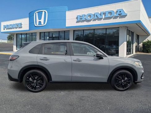 New 2026 Honda HR-V Sport image 3