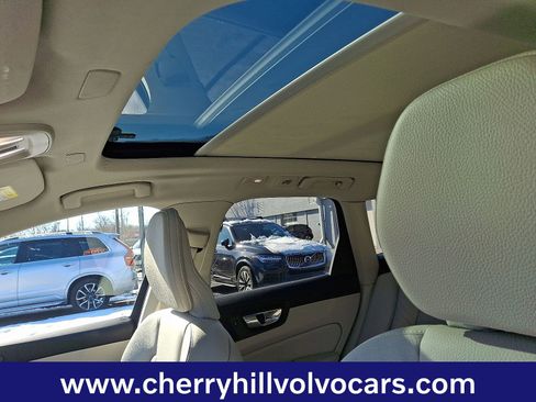 Certified 2023 Volvo XC60 B5 Core w/ Protection Package image 15