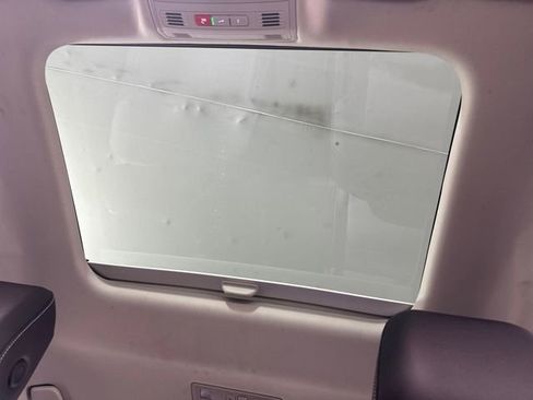 Used 2025 Volkswagen Jetta SE image 28