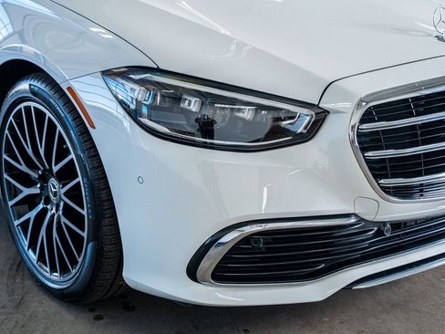 Used 2024 Mercedes-Benz S 580 4MATIC Sedan image 19