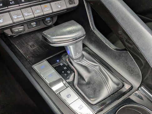 Used 2023 Hyundai Elantra SEL w/ Convenience Package image 26