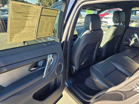 Used 2024 Land Rover Discovery Sport Dynamic SE image 15