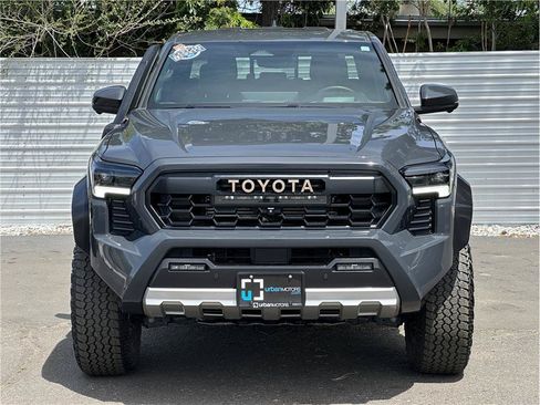 Used 2024 Toyota Tacoma 4x4 Double Cab Hybrid image 7