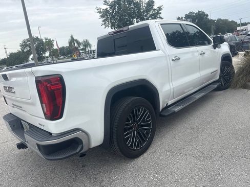 Used 2022 GMC Sierra 1500 SLT w/ SLT Premium Plus Package RWD image 2