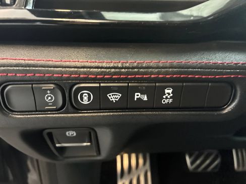 Used 2025 Acura MDX A-Spec AWD/4WD image 21