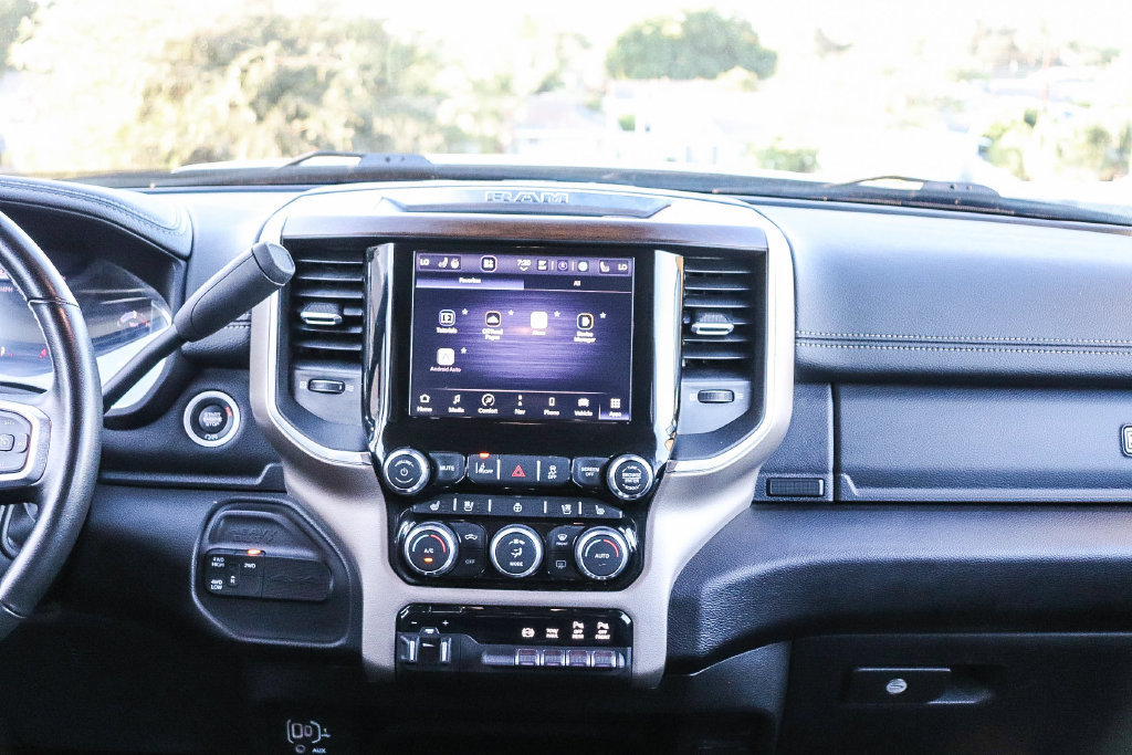 Used 2024 RAM 2500 Laramie w/ Safety Group AWD/4WD image 15