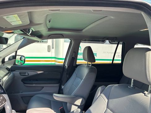 Used 2019 Honda Pilot EX-L image 16