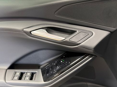 New 2027 Audi Q6 e-tron Premium AWD/4WD image 10