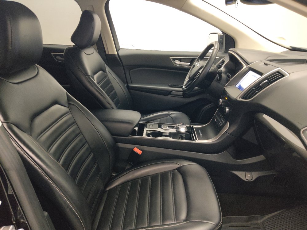 Used 2020 Ford Edge SEL FWD image 21