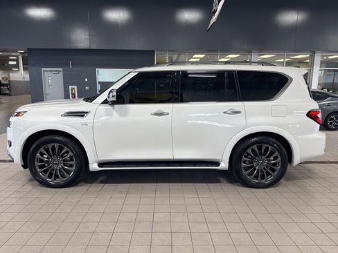 Used 2022 Nissan Armada Platinum w/ Captain's Chairs Package image 19