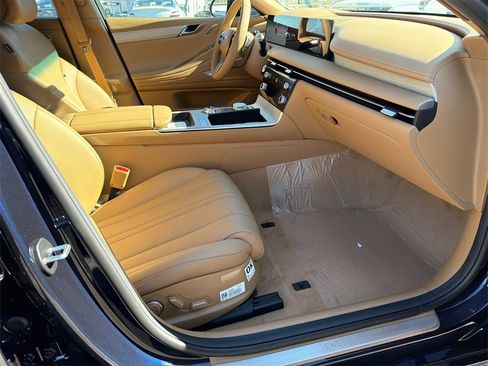 New 2026 Genesis G80 2.5T Advanced image 13