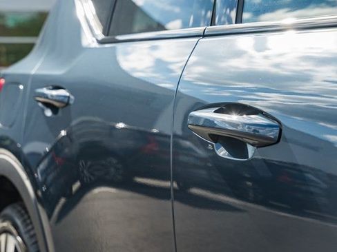 New 2026 Volvo XC40 B5 Ultra w/ Protection Package Premier image 16