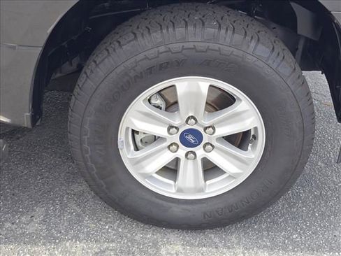 Used 2018 Ford F150 XLT RWD image 32