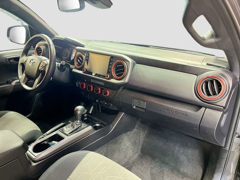 Used 2023 Toyota Tacoma TRD Sport w/ Advanced Technology Package AWD/4WD image 27
