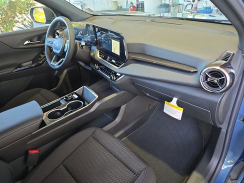 New 2026 Chevrolet Equinox LT w/ Midnight Edition image 91