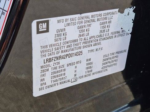 Used 2023 Buick Envision Essence FWD image 24