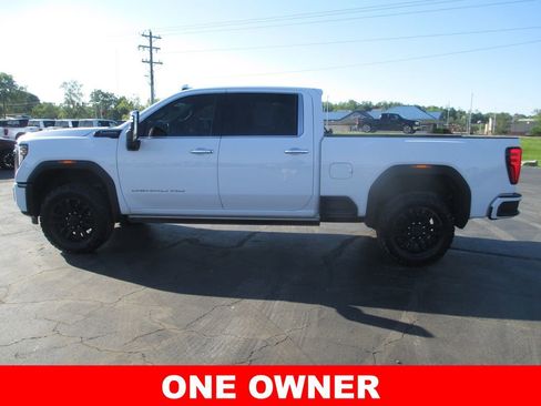 Used 2024 GMC Sierra 2500 Denali Ultimate w/ Max Trailering Package AWD/4WD image 11