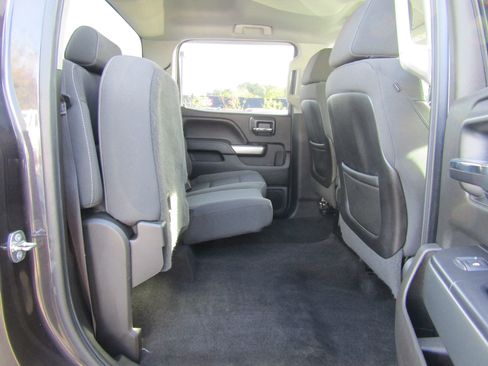 Used 2015 Chevrolet Silverado 2500 LT w/ LT Convenience Package image 17