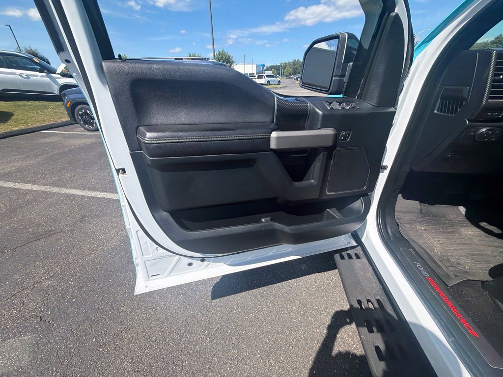 Used 2019 Ford F150 Raptor w/ Equipment Group 802A Luxury AWD/4WD image 10