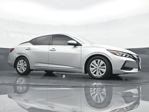Used 2022 Nissan Sentra S image 23