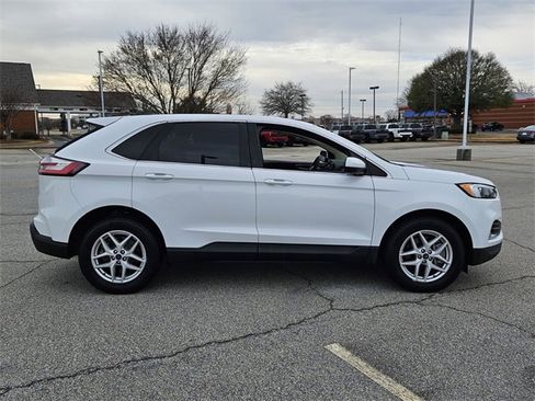 Used 2022 Ford Edge SEL image 14