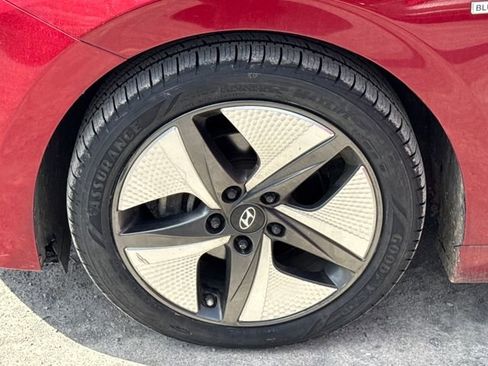 Used 2020 Hyundai Ioniq SEL image 24