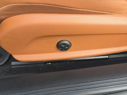 Used 2020 Mercedes-Benz E 450 Cabriolet image 12