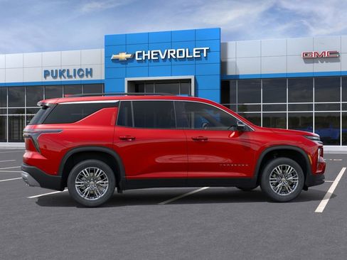 New 2026 Chevrolet Traverse LT w/ Driver Confidence Package AWD/4WD image 5