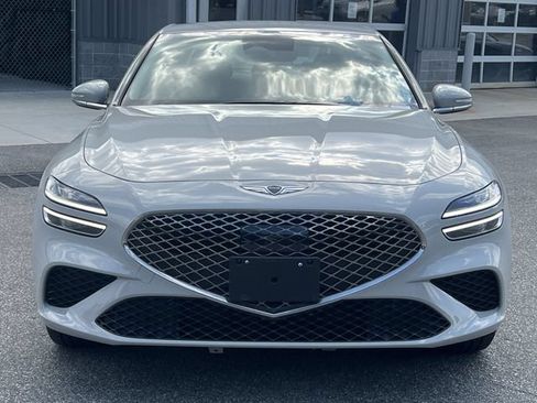 Used 2025 Genesis G70 2.5T RWD image 16